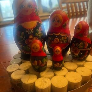Traditional Russian Nesting Dolls - Red and Black